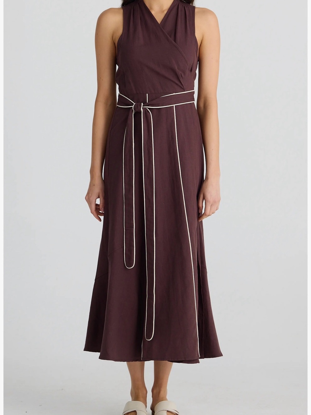 Brave+True Ari Tie Waist Sleeveless
Linen Blend Maxi Dress